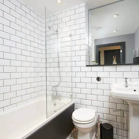 Sleek And Sophisticated New York Style