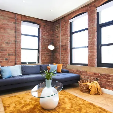 Sleek And Sophisticated New York Style Leeds (West Yorkshire)